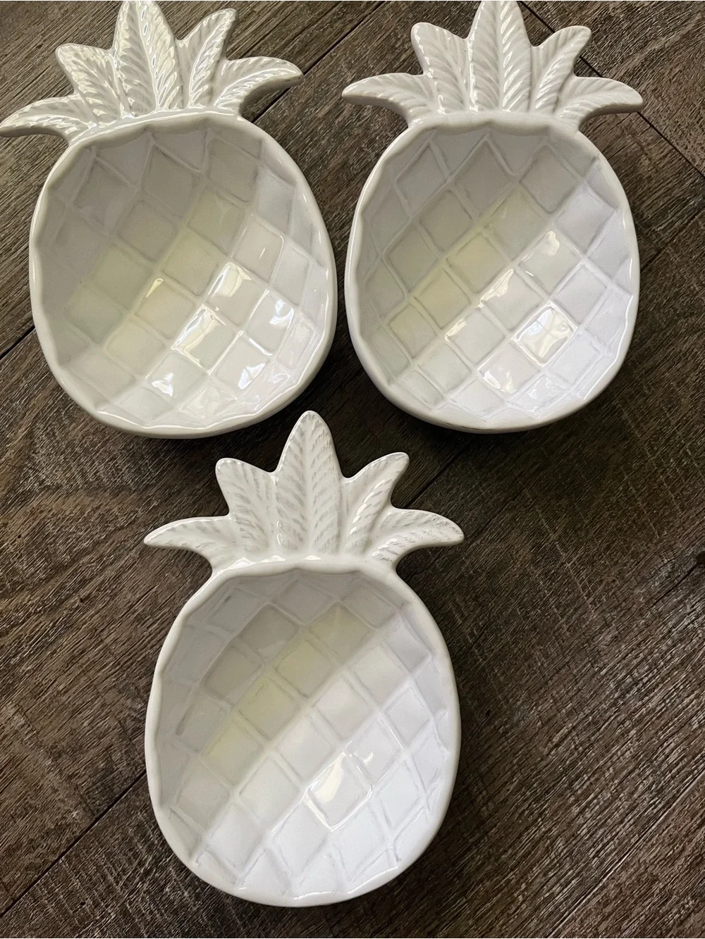 Mud Pie White Ceramic Pineapple Dishes - Set of 3